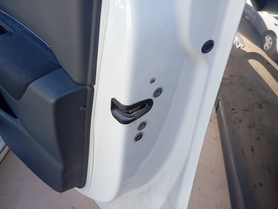 CERRADURA PUERTA DELANTERA DERECHA