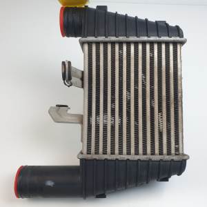 INTERCOOLER MN130321 MITSUBISHI COLT BERLINA 5 (Z30A) Autodesguaces Alicante
