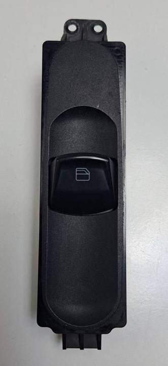 MANDO ELEVALUNAS DELANTERO DERECHO A6395451413 MERCEDES VIANO (W639) Autodesguaces Alicante