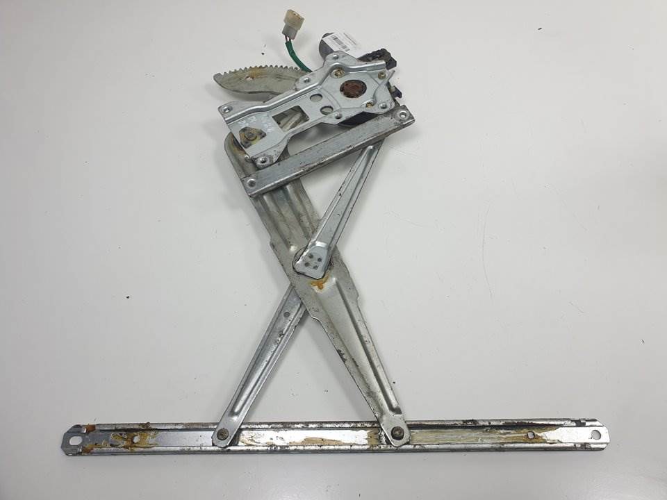 ELEVALUNAS DELANTERO DERECHO - MR144596 - MITSUBISHI - GRANDIS (NA0W)