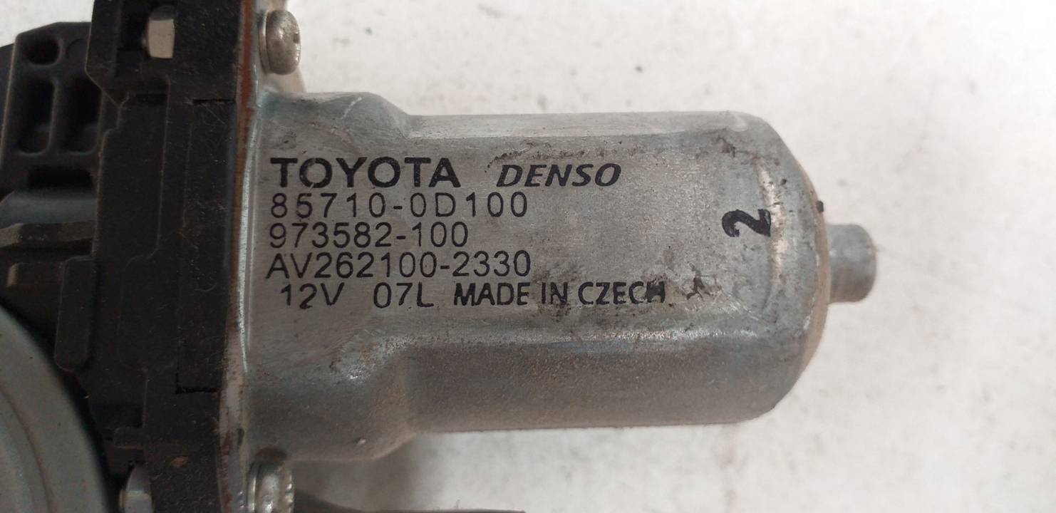ELEVALUNAS DELANTERO DERECHO