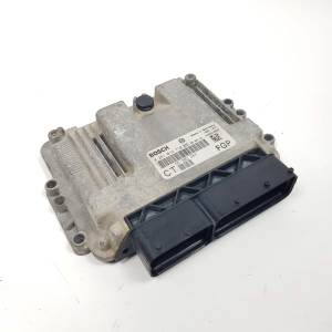 CENTRALITA MOTOR UCE 0281012710 OPEL ZAFIRA B Autodesguaces Alicante