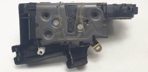 CERRADURA PUERTA DELANTERA IZQUIERDA FQJ000215 LAND ROVER RANGE ROVER SPORT (L320) Autodesguaces Alicante