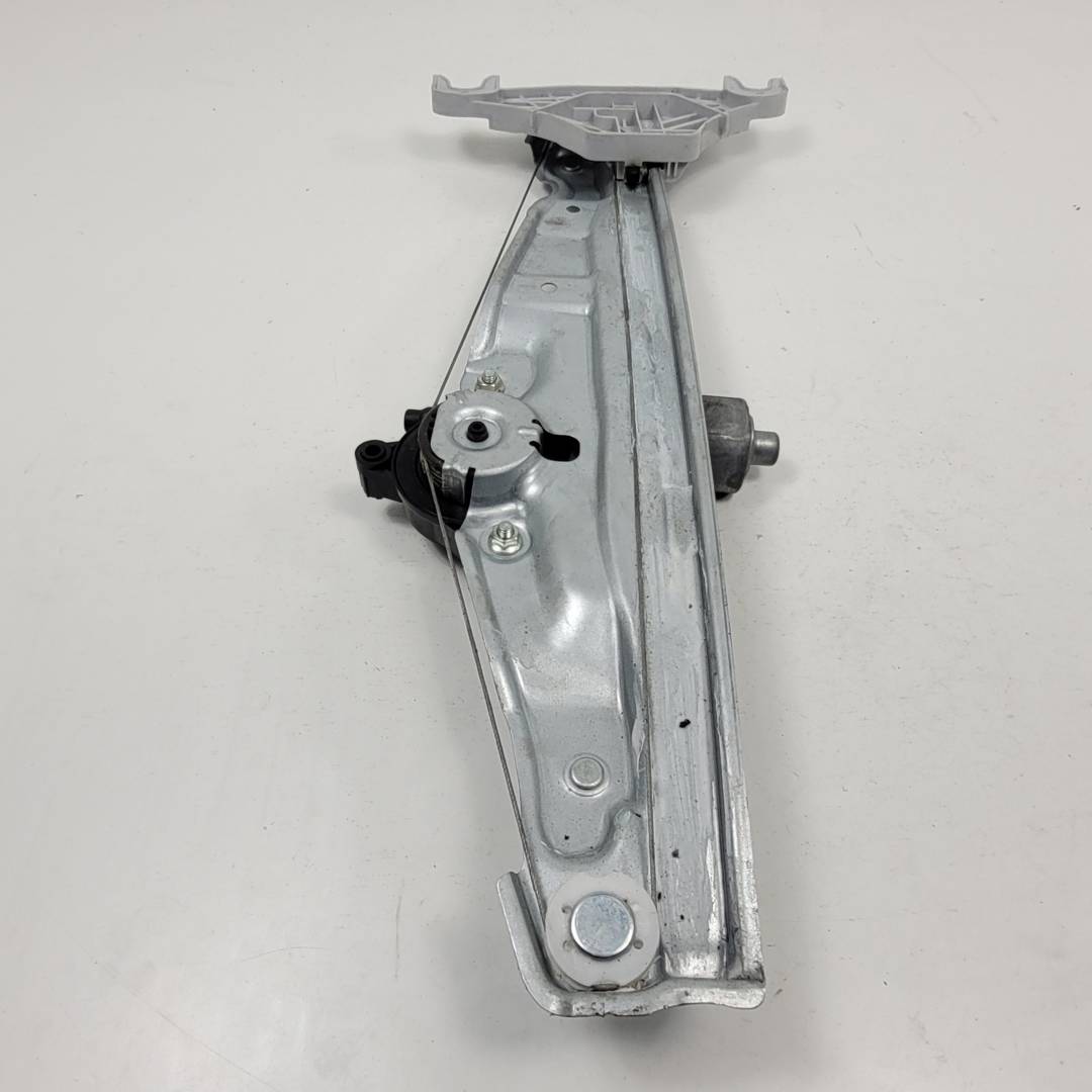 ELEVALUNAS DELANTERO IZQUIERDO - 82450GI010 - HYUNDAI - IONIQ 5