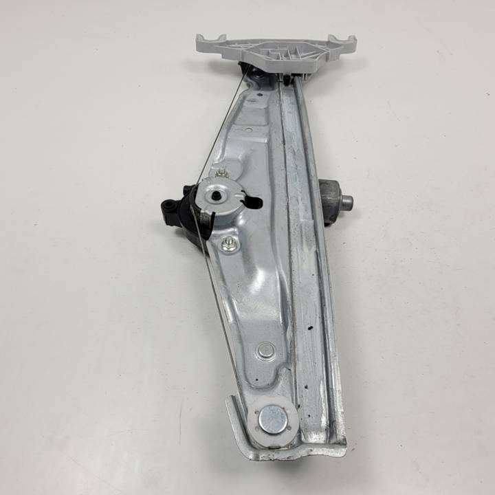 ELEVALUNAS DELANTERO IZQUIERDO 82450GI010 HYUNDAI IONIQ 5 Autodesguaces Alicante