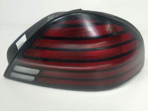 PILOTO TRASERO DERECHO 38720748 PONTIAC GRAND AM Autodesguaces Alicante