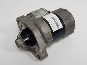 MOTOR ARRANQUE 8200369521F RENAULT CLIO III Autodesguaces Alicante