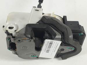 CERRADURA PUERTA DELANTERA DERECHA 13503802 CHEVROLET CRUZE Autodesguaces Alicante