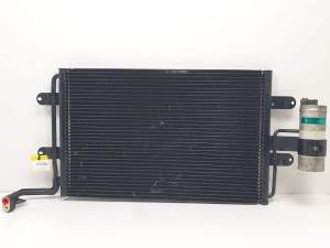 CONDENSADOR / RADIADOR AIRE ACONDICIONADO SEAT TOLEDO (1M2) Autodesguaces Alicante