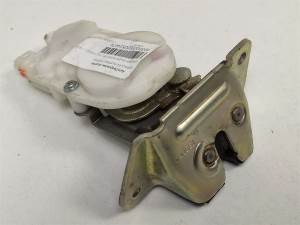 CERRADURA MALETERO / PORTON MITSUBISHI PAJERO SPORT (KH_, KG_) Autodesguaces Alicante