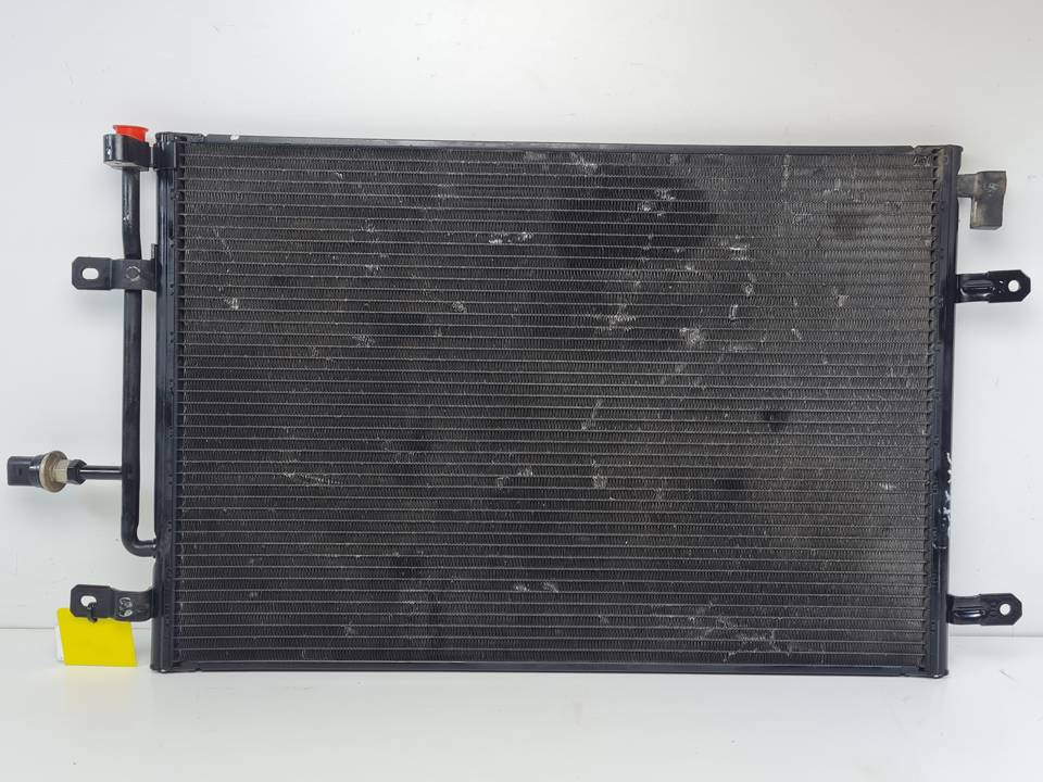 CONDENSADOR / RADIADOR AIRE ACONDICIONADO 8E0260403 AUDI A4 BERLINA (8E) Autodesguaces Alicante