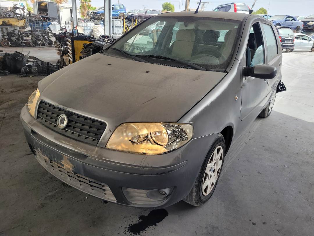 FIAT PUNTO BERLINA (188) (2003 - 2010)