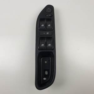MANDO ELEVALUNAS DELANTERO IZQUIERDO 7356314780E FIAT TIPO II (356) SEDAN Autodesguaces Alicante