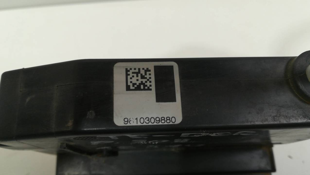CERRADURA PUERTA TRASERA DERECHA