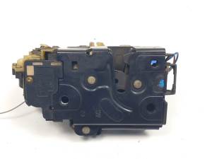 CERRADURA PUERTA DELANTERA IZQUIERDA C3B1837015AM SEAT IBIZA (6L1) Autodesguaces Alicante