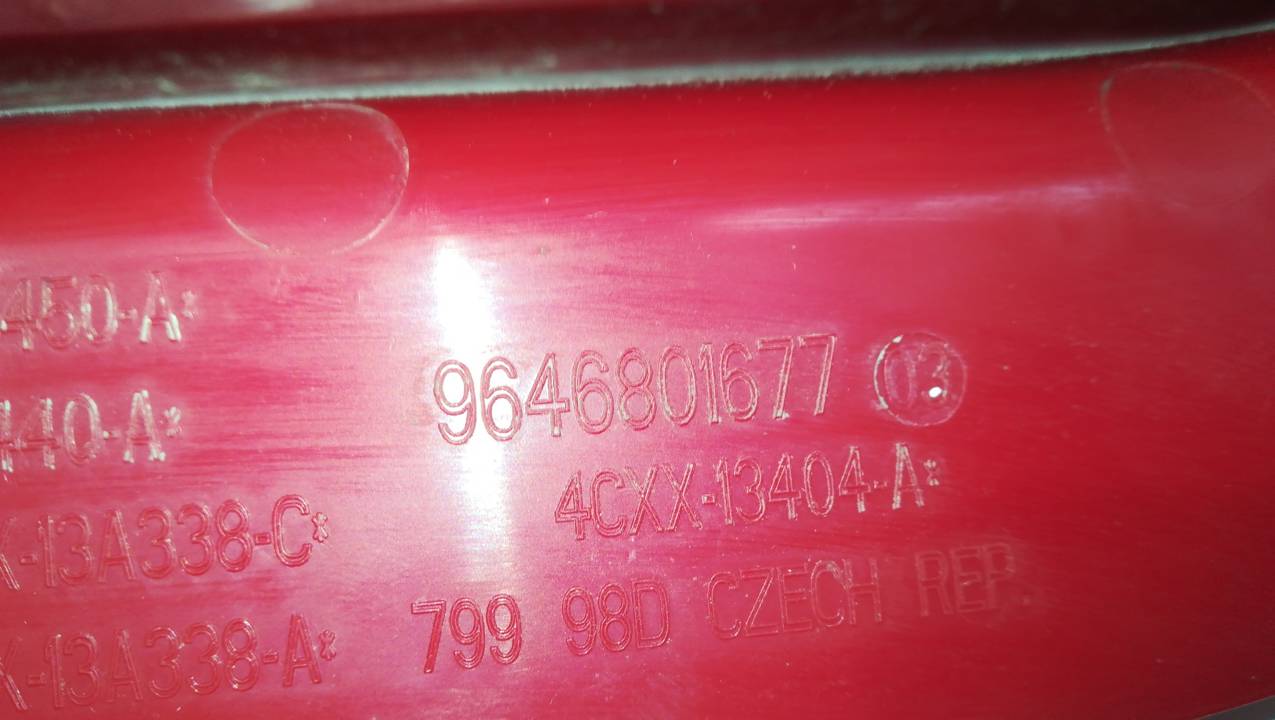 PILOTO TRASERO DERECHO