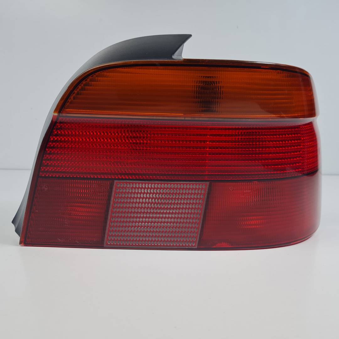 Feu arrière droit - 8358032 - BMW - SERIE 5 BERLINA (E39)