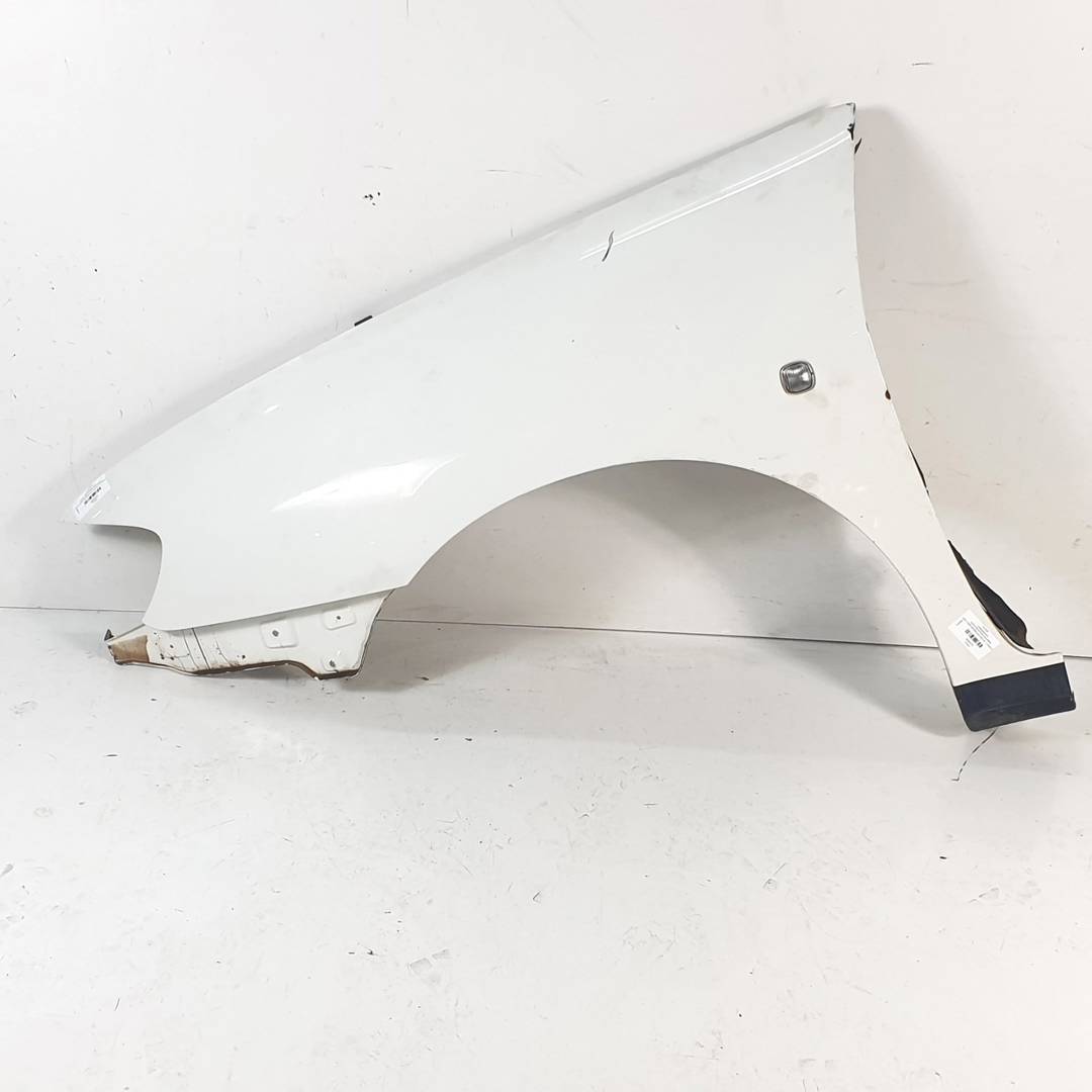 ALETA DELANTERA IZQUIERDA - SEAT - CORDOBA BERLINA (6K2)