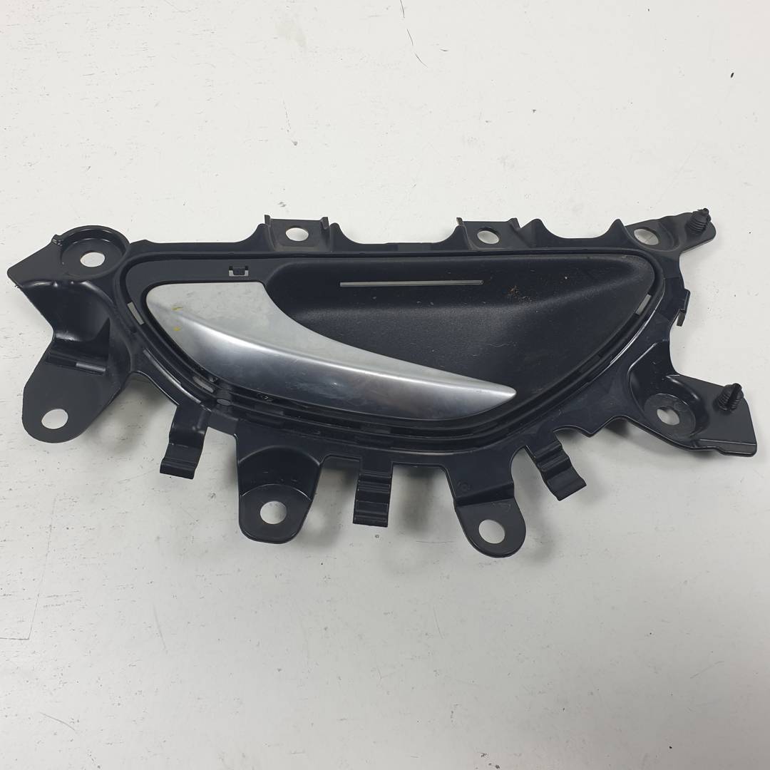 MANETA INTERIOR TRASERA IZQUIERDA - A2137601700 - MERCEDES - MERCEDES CLASE C BERLINA (W205) (2015 - 2023)