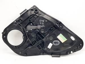 ELEVALUNAS TRASERO DERECHO C1BBA045H22AC FORD FIESTA (CCN) Autodesguaces Alicante