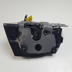 CERRADURA PUERTA DELANTERA IZQUIERDA GX73203A29EE JAGUAR XE Autodesguaces Alicante
