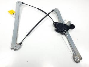 ELEVALUNAS DELANTERO IZQUIERDO BCJH5958X MAZDA 3 BERLINA (BP) Autodesguaces Alicante