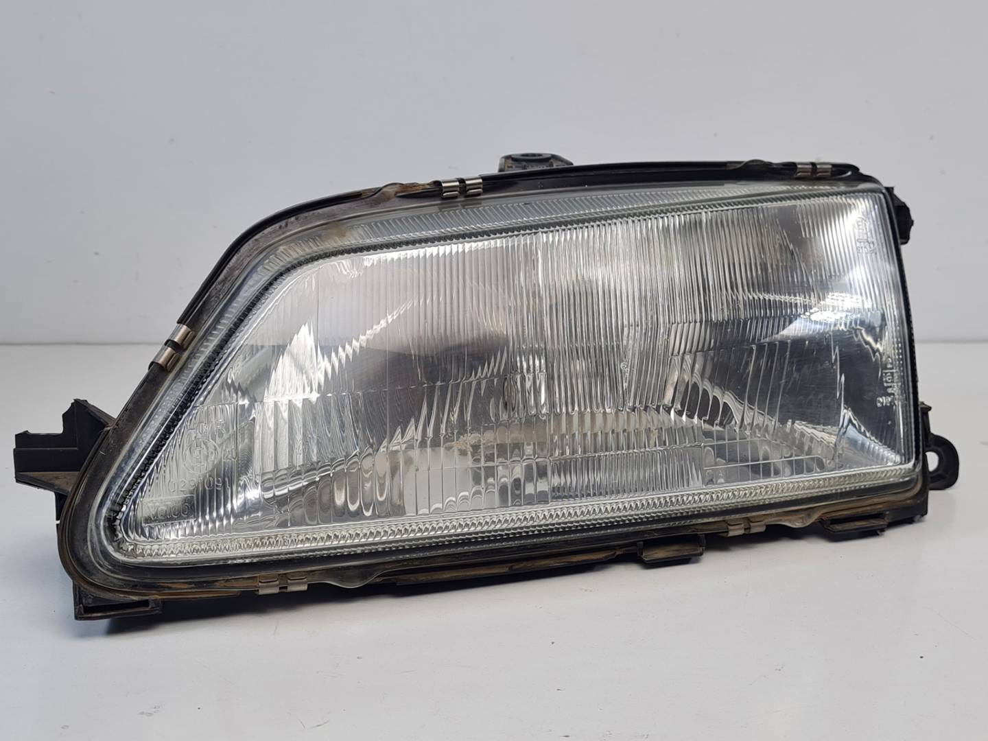 Phare gauche - 60975840 - PEUGEOT - 306 BERLINA 4 PUERTAS (S1)