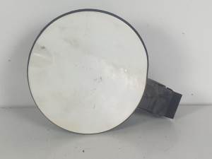 TAPA EXTERIOR COMBUSTIBLE 1353354080 CITROEN NEMO (VU) Autodesguaces Alicante