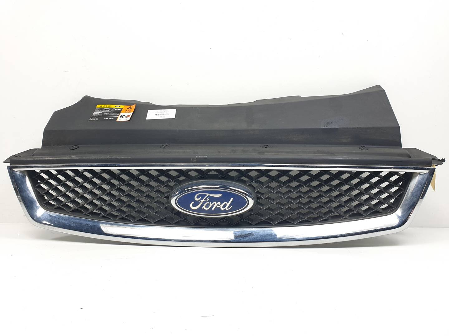 REJILLA DELANTERA - 4M518C436B - FORD - FOCUS BERLINA (CAP)