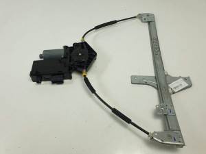 ELEVALUNAS DELANTERO DERECHO 9634457480 PEUGEOT 307 (S1) Autodesguaces Alicante