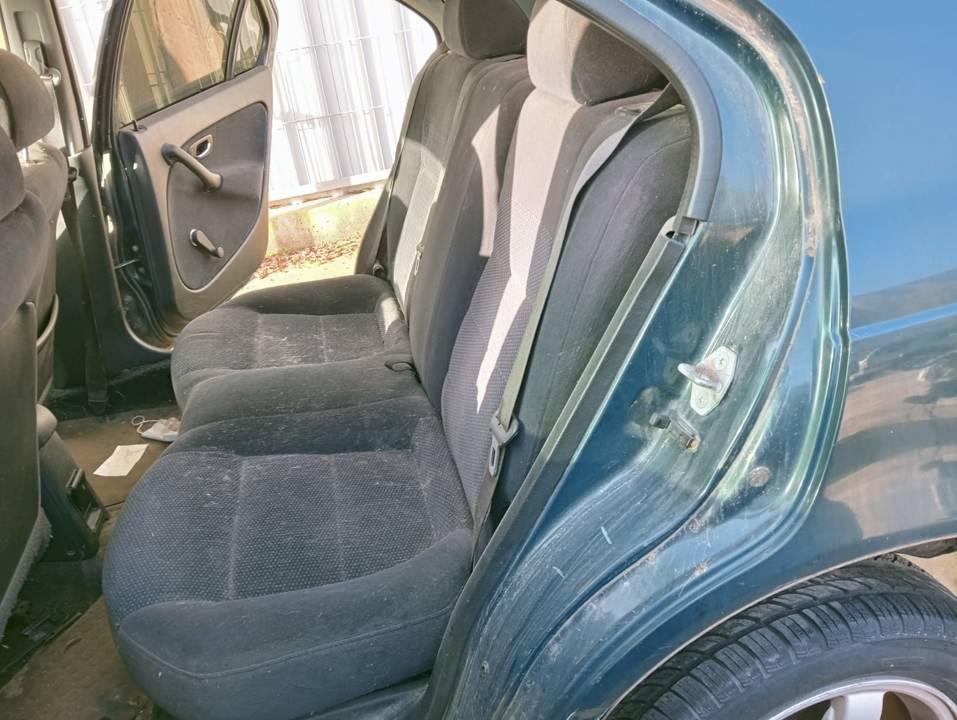 CERRADURA PUERTA TRASERA IZQUIERDA