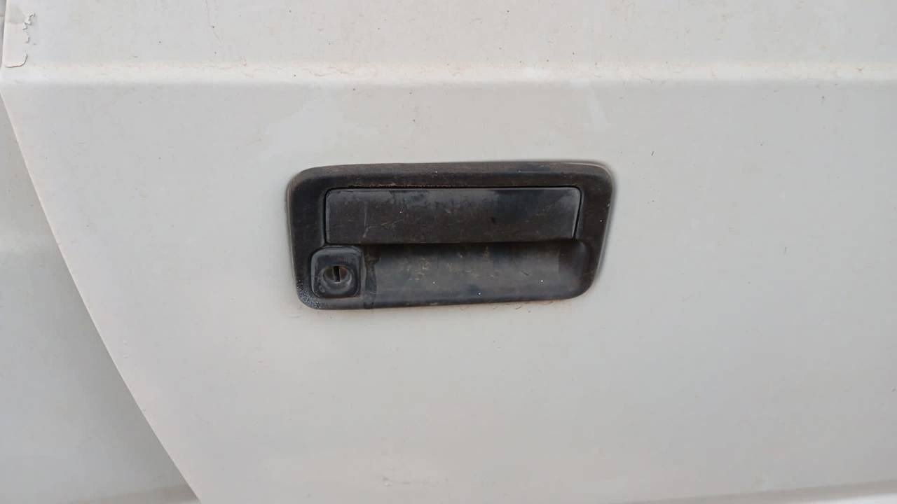 MANETA EXTERIOR DELANTERA DERECHA