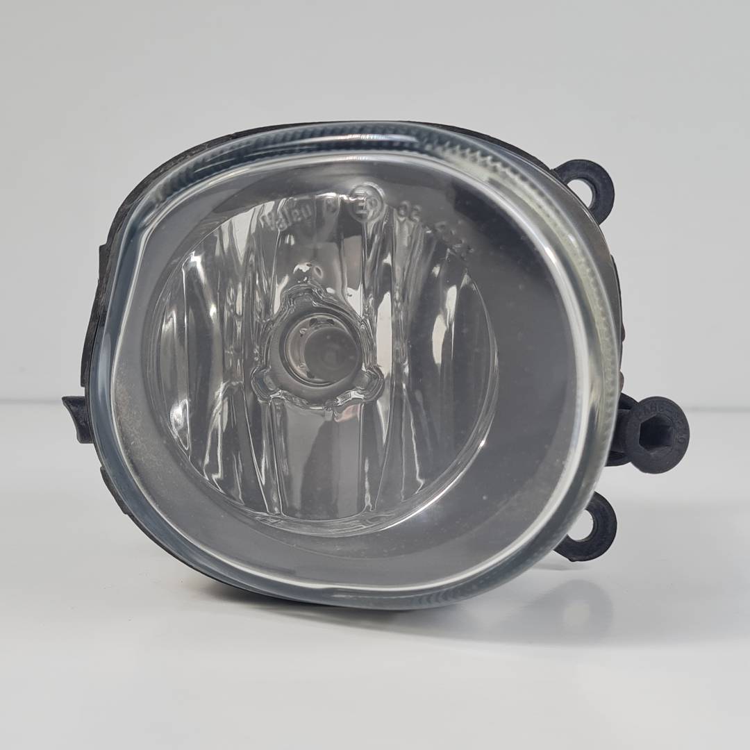 FARO ANTINIEBLA DERECHO - 8L0941700A - AUDI - A3 (8L)