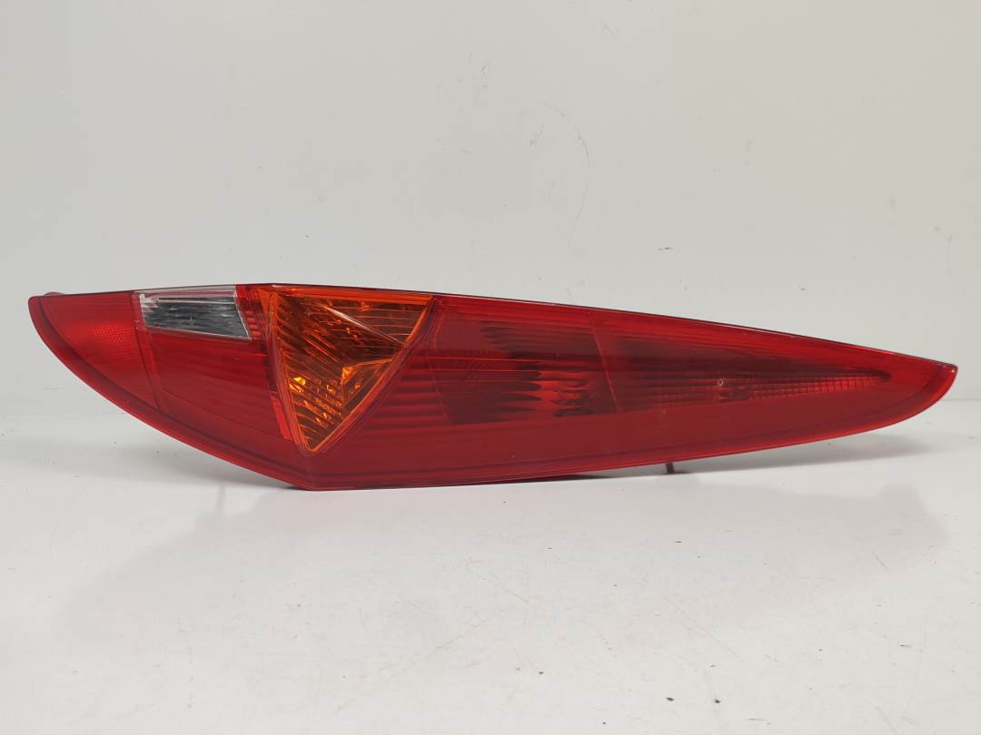 PILOTO TRASERO DERECHO - 46794077 - FIAT - PUNTO BERLINA (188)