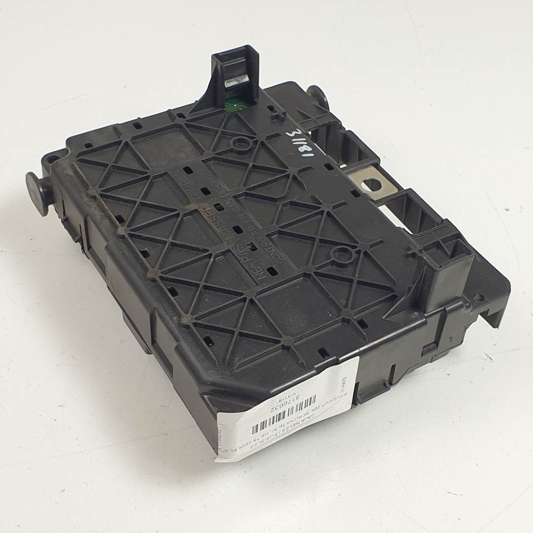 CAJA RELES / FUSIBLES - 9643498980 - PEUGEOT - 206 BERLINA