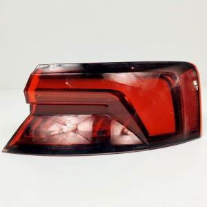 PILOTO TRASERO DERECHO 8W6945092H AUDI A5 CABRIOLET (F57) Autodesguaces Alicante
