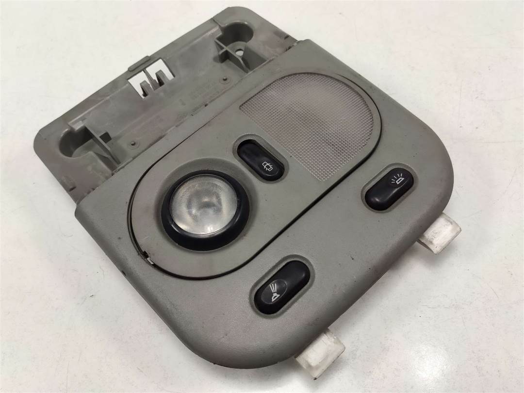 LUZ INTERIOR - NISSAN - INTERSTAR (X70)