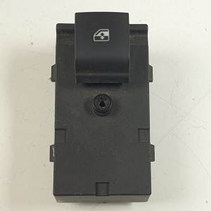 MANDO ELEVALUNAS TRASERO IZQUIERDO 13301888 OPEL MERIVA B Autodesguaces Alicante
