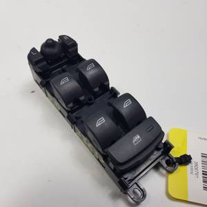 MANDO ELEVALUNAS DELANTERO DERECHO AH2214540AC LAND ROVER FREELANDER 2 (L359) (2006 - 2014) (nulo) Autodesguac
