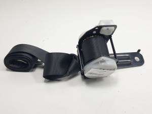CINTURON SEGURIDAD TRASERO IZQUIERDO LEXUS IS Autodesguaces Alicante