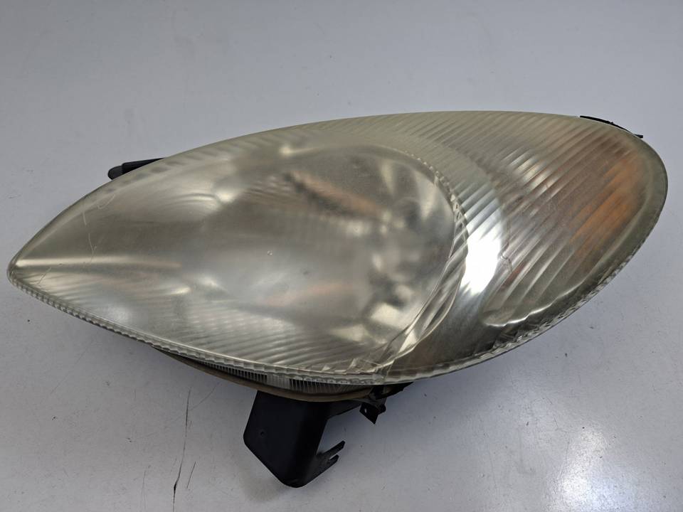 FARO IZQUIERDO 9631495180 CITROEN XSARA PICASSO Autodesguaces Alicante