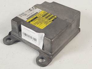 CENTRALITA AIRBAG 212986103 TOYOTA YARIS (KSP9/SCP9/NLP9) Autodesguaces Alicante