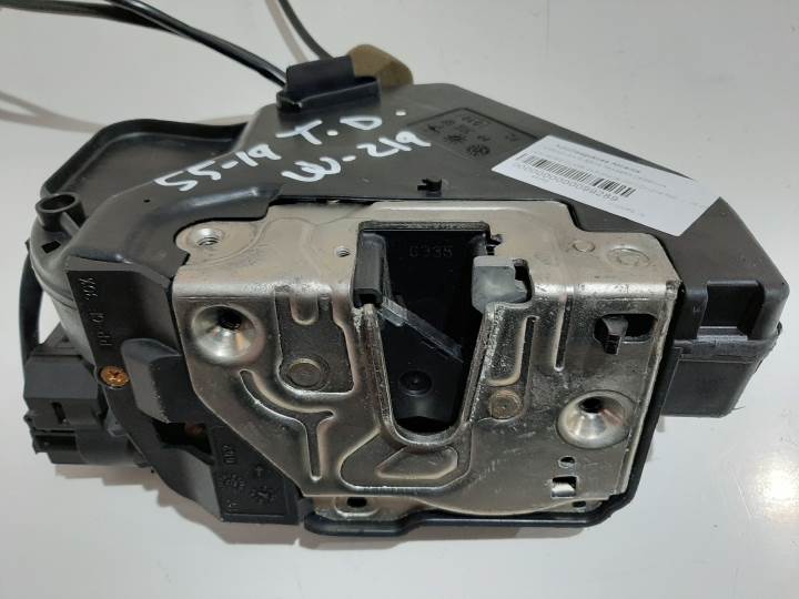 CERRADURA PUERTA TRASERA DERECHA 2197300235 MERCEDES CLASE CLS (W219) Autodesguaces Alicante