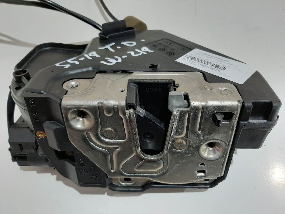 CERRADURA PUERTA TRASERA DERECHA - 2197300235 - MERCEDES - CLASE CLS (W219)