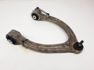 BRAZO SUSPENSION SUPERIOR DELANTERO IZQUIERDO MERCEDES CLASE S (W221) BERLINA Autodesguaces Alicante