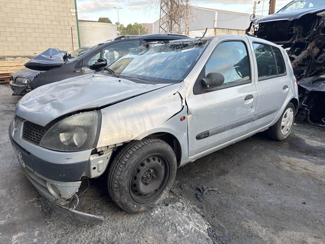 RENAULT CLIO II FASE II (B/CB0) (2001 - 2005)