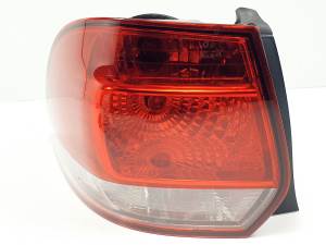 PILOTO TRASERO IZQUIERDO 1K9945095G VOLKSWAGEN GOLF VI (5K1) Autodesguaces Alicante