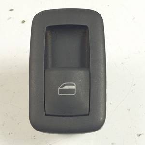 MANDO ELEVALUNAS TRASERO IZQUIERDO 68214156AA JEEP CHEROKEE (KL) Autodesguaces Alicante