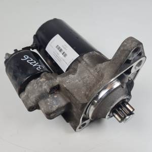 MOTOR ARRANQUE 020911023F VOLKSWAGEN GOLF IV BERLINA (1J1) Autodesguaces Alicante