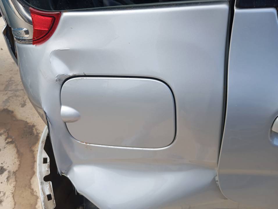 TAPA EXTERIOR COMBUSTIBLE